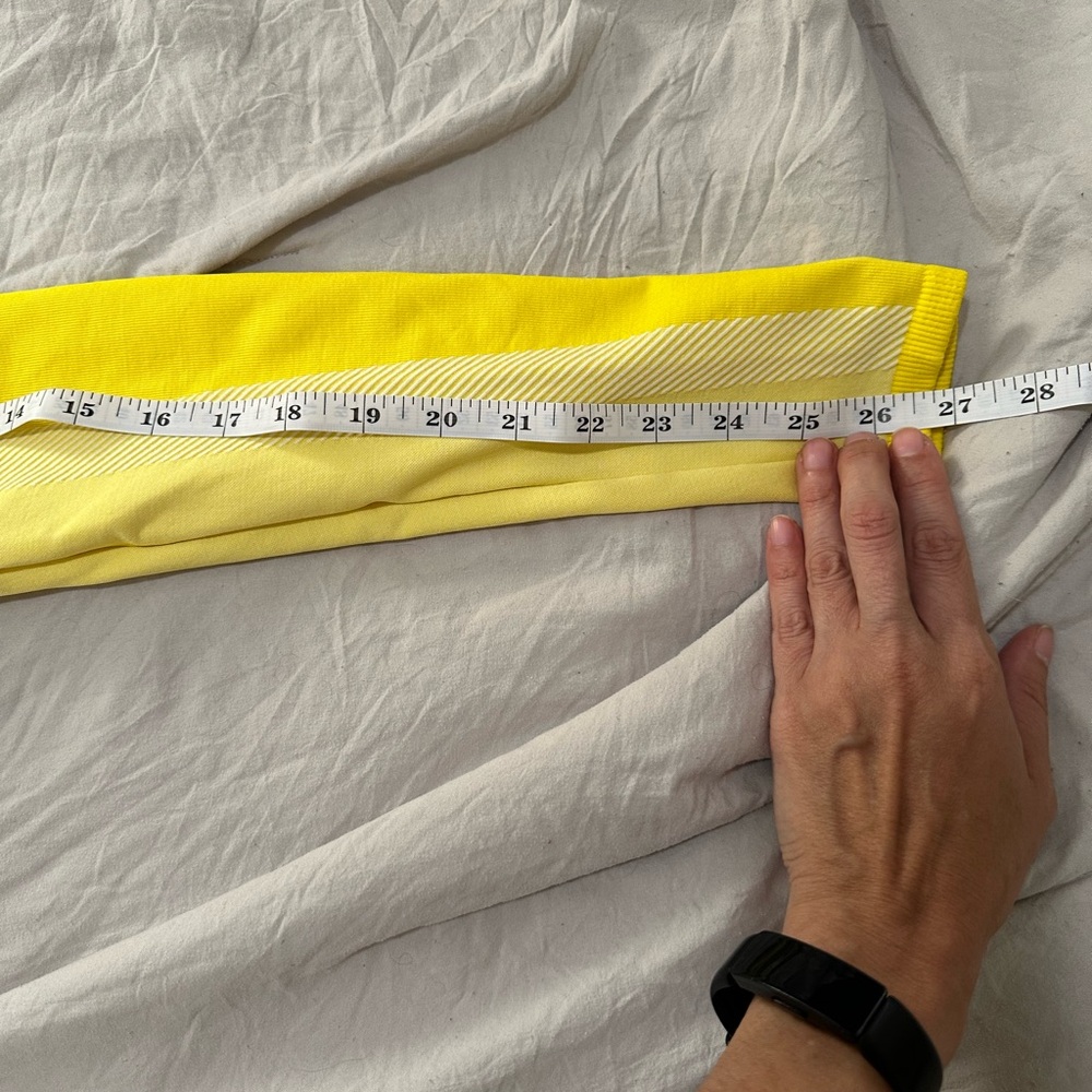 Fabletics Workout Outfit - Picture 8 of 13